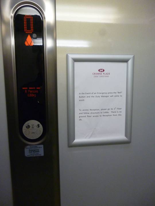 Winda Crowne Plaza London - Gatwick Airport