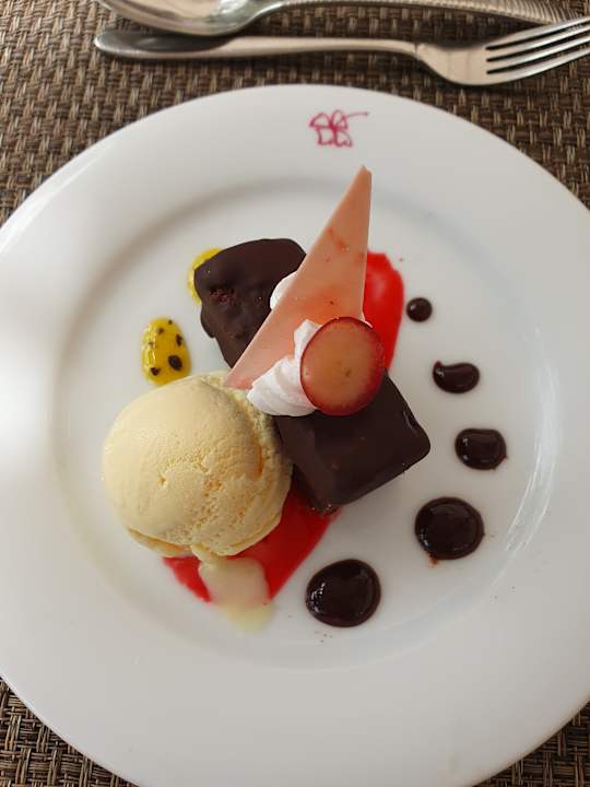 Gastro Hotel Lanka Princess Ayurveda