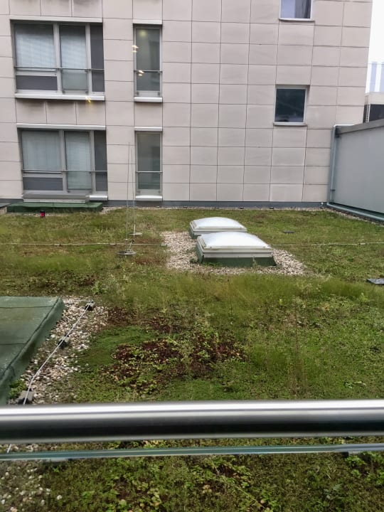 Ausblick in Innenhof NH Collection Berlin Mitte Friedrichstrasse