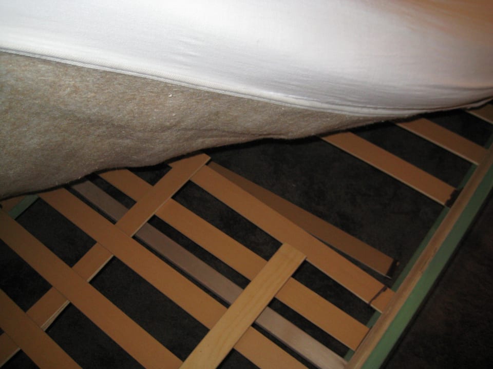 Lattenrost Fussseite rechts Hotel die Hindenburg