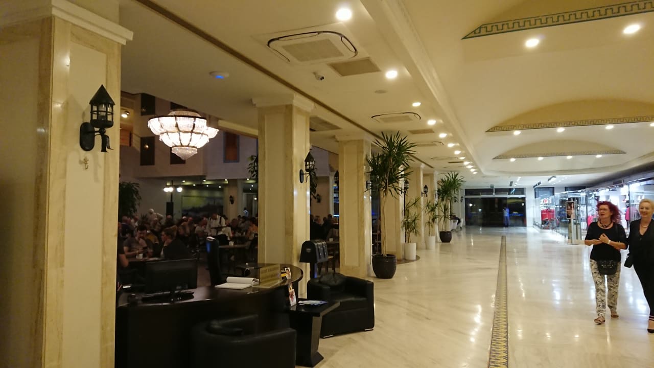 Lobby Salamis Bay Conti Resort Hotel & Casino