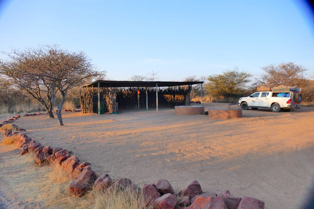 Zimmer Okonjima Bush Camp