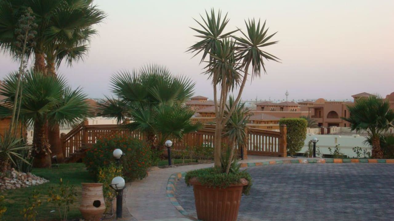 Природа Charmillion Club Resort