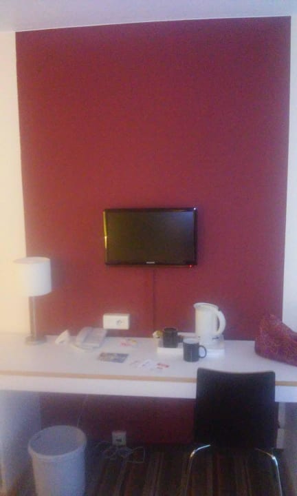TV im Zimmer Green Park Hotel Brugge