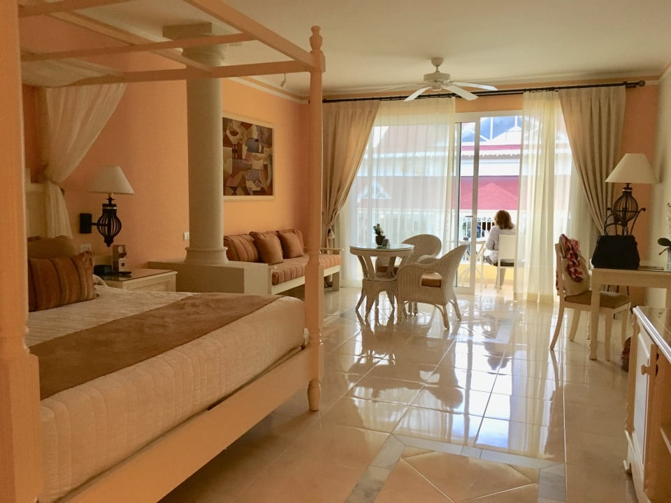 Zimmer Bahia Principe Luxury Bouganville