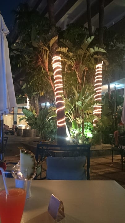 Bar bei Nacht Bull Costa Canaria & Spa - Adults only