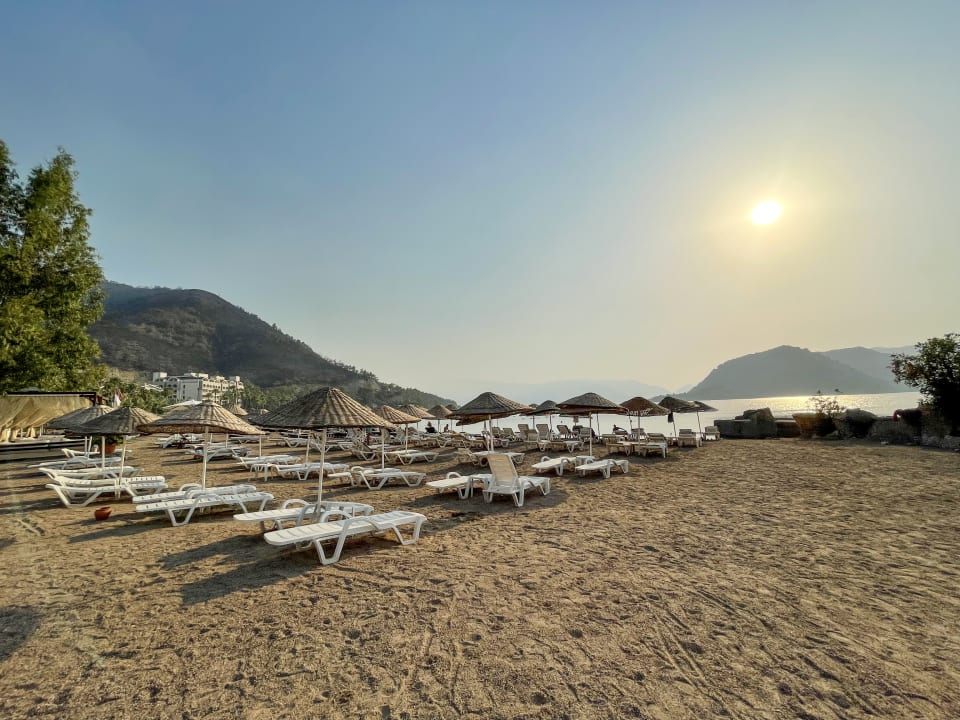 Strand Fortuna Beach Hotel