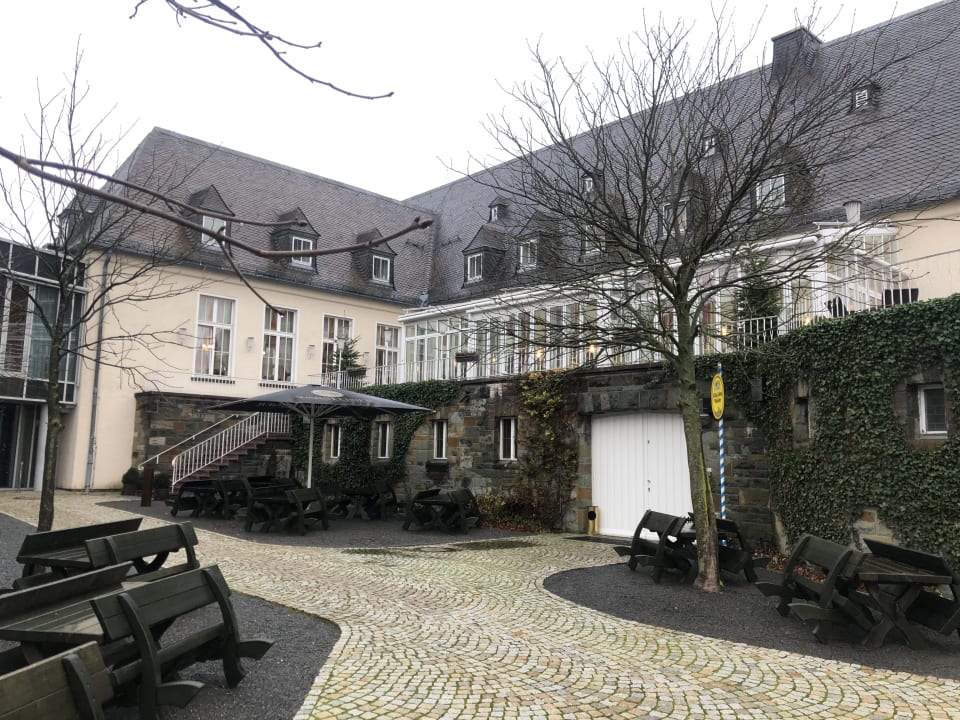 Außenansicht Welcome Hotel Meschede