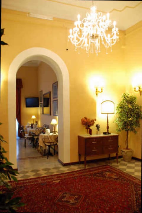 Hall Hotel Del Centro