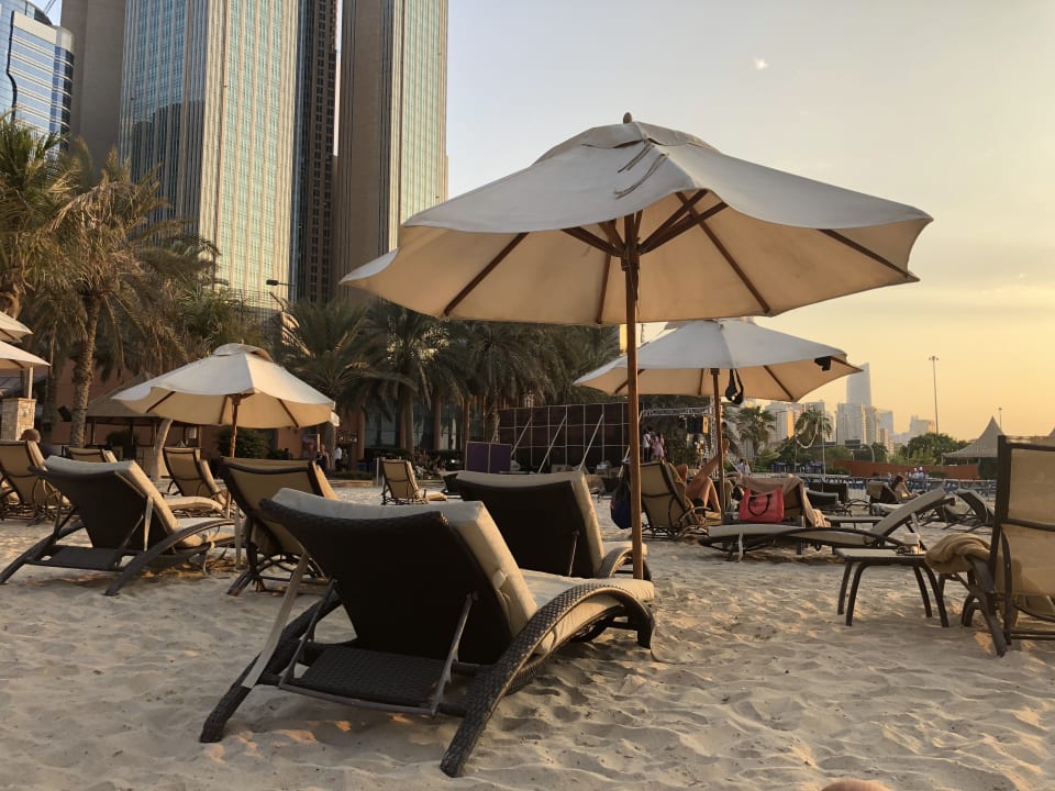 Strand Sheraton Hotel & Resort Abu Dhabi
