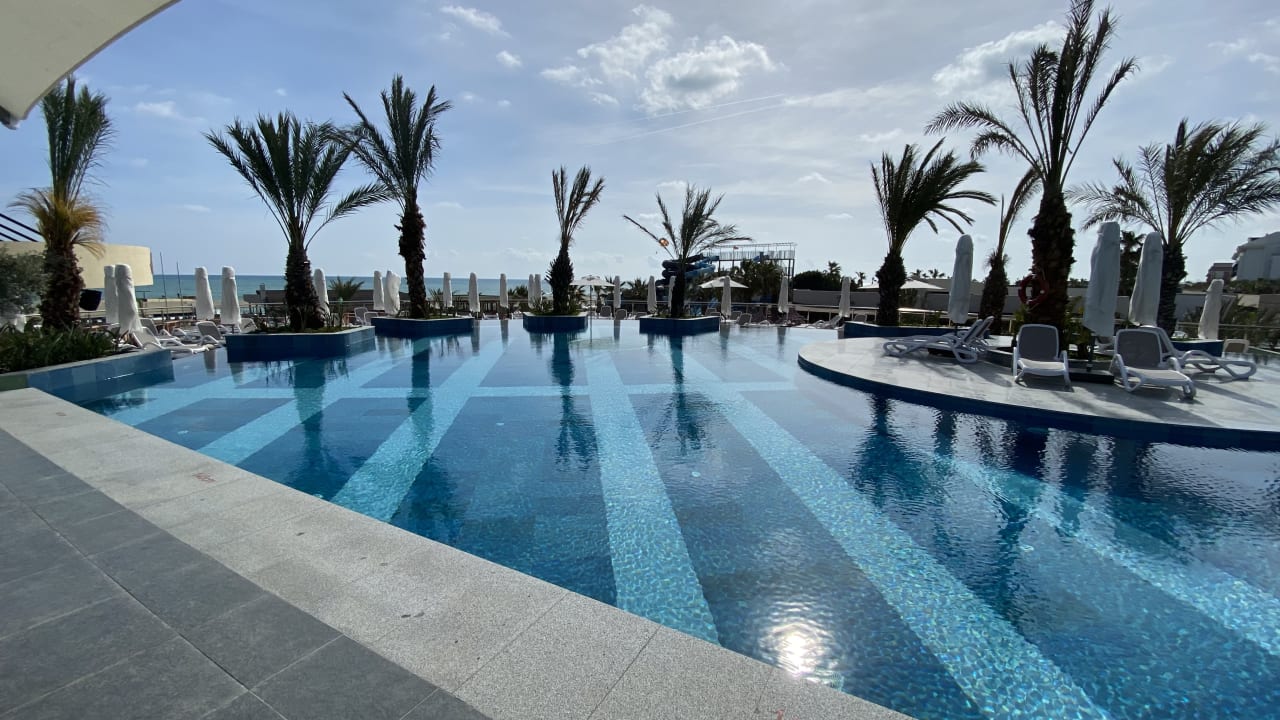 Pool Kirman Belazur Resort & Spa