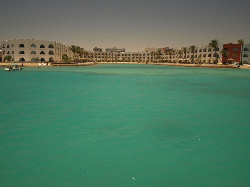 Widok z laguny Arabia Azur Resort