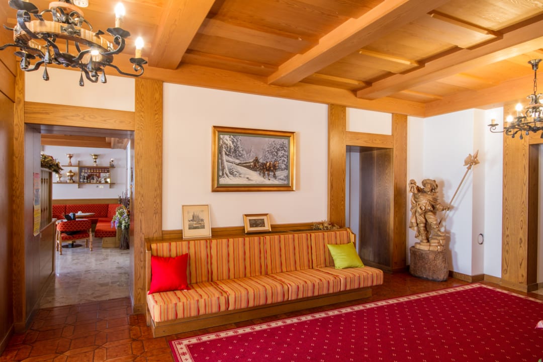 Lobby Hotel Stella Alpina