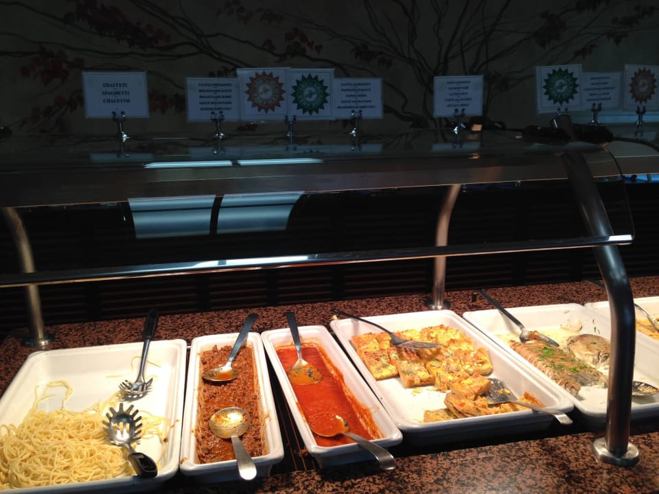 Buffet Hauptrestaurant mit Bezeichnung Glutenfrei Apollonia Beach Resort & Spa