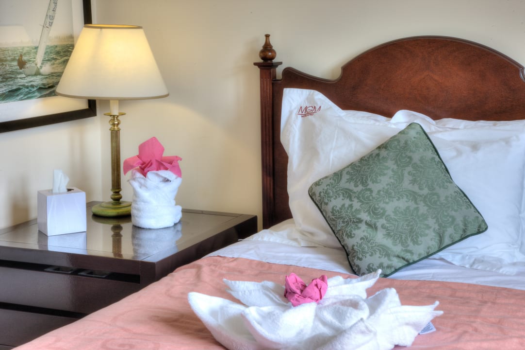 Zimmer Muthu Royal Hotel