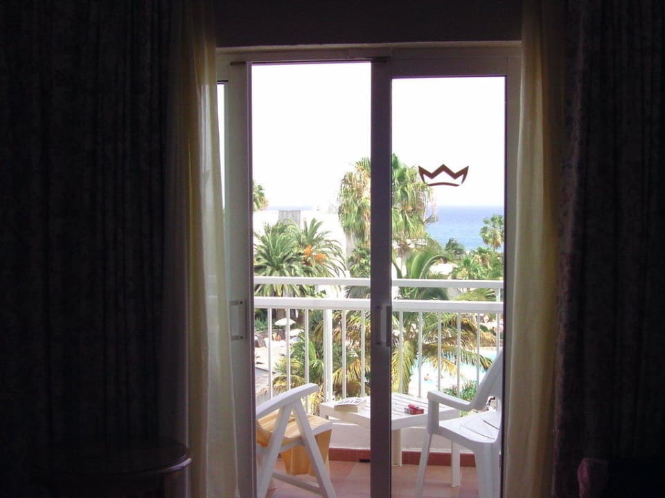 Vom Zimmer 4432 auf Balkon Hotel Riu Paraiso Lanzarote