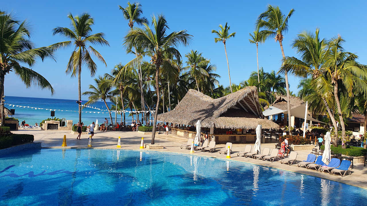 Pool Hotel Viva Dominicus Beach by Wyndham - All Inclusive Resort