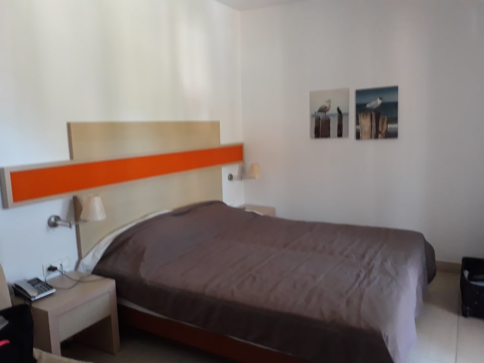 Zimmer Hotel Lagomandra Beach