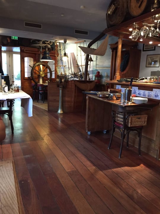 Im Restaurant Strandhotel Deichgraf