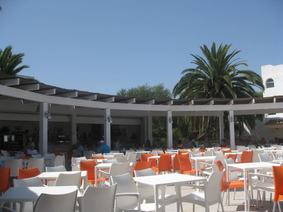 Barbereich mit Bühne Gavimar Ariel Chico Club & Resort