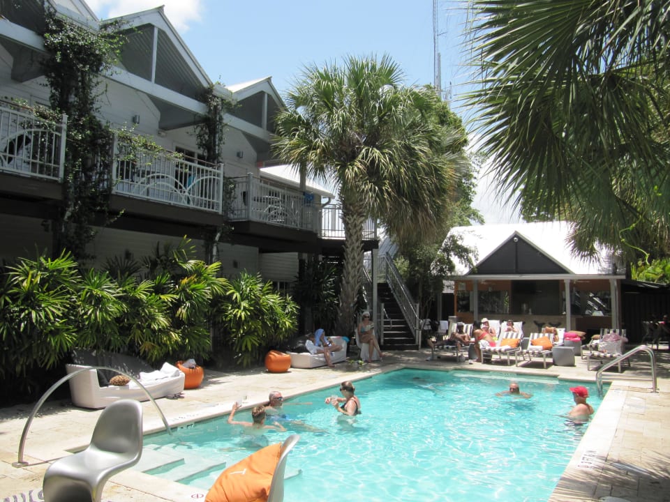 Zimmer Südwestseite, Pool & Poolbar Truman Hotel