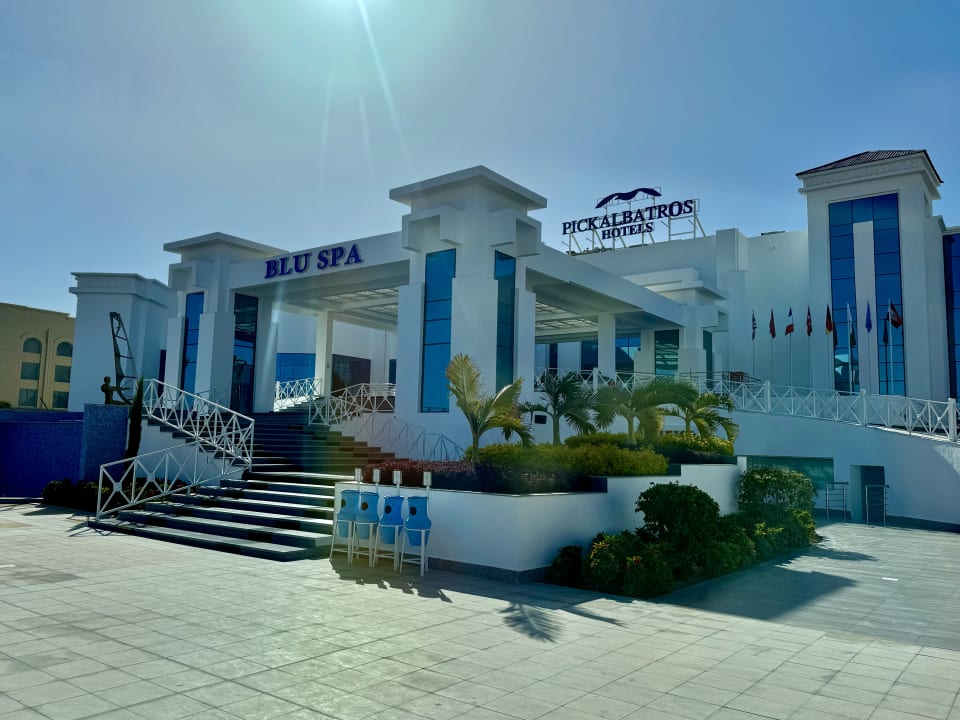 Außenansicht Pickalbatros Blu Spa Resort