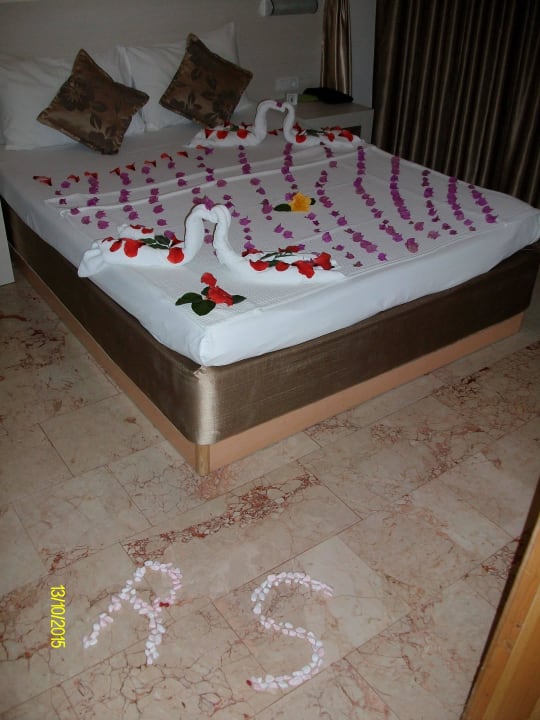 Gruß vom Zimmerservice Hotel Club Paradiso