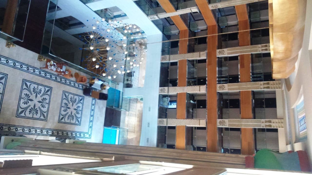 Лобби отеля Horus Paradise Luxury Resort & Club