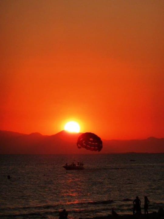 Schöne Sonnenuntergänge Melas Holiday Village