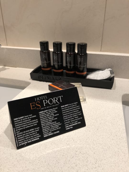 Zimmer Hotel Es Port