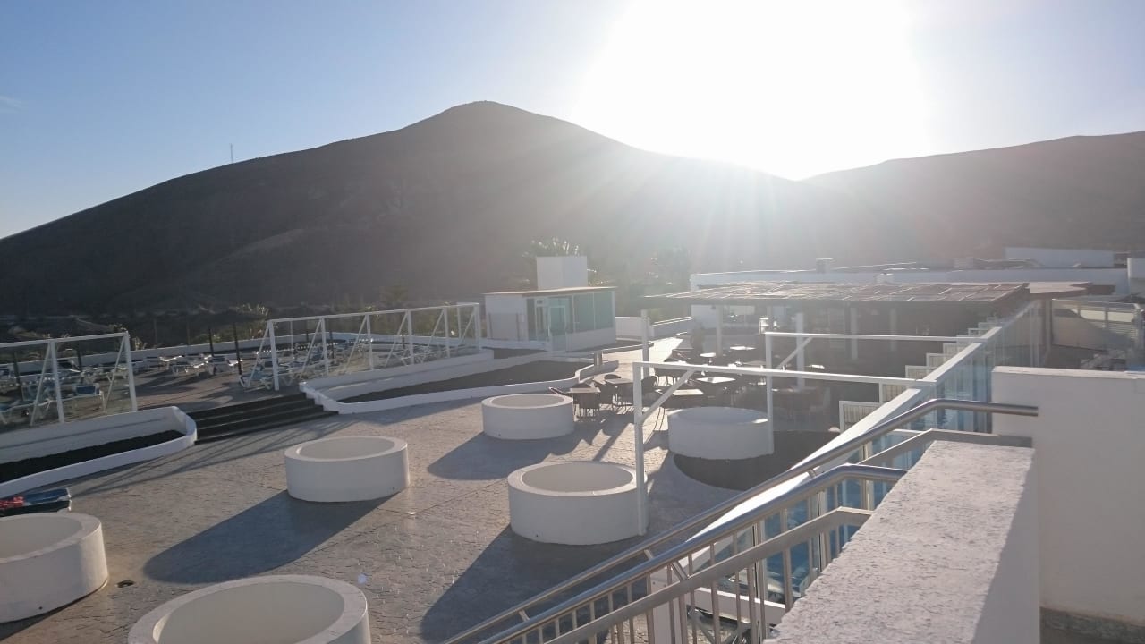Blick Ruhepool obere Terrasse allsun App.-Hotel Esquinzo Beach