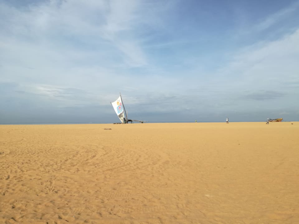 Strand Goldi Sands Hotel