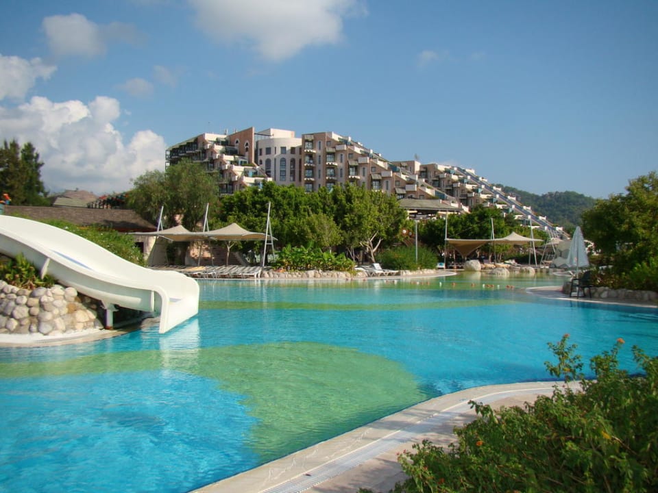 Бассейн Limak Limra Hotel & Resort