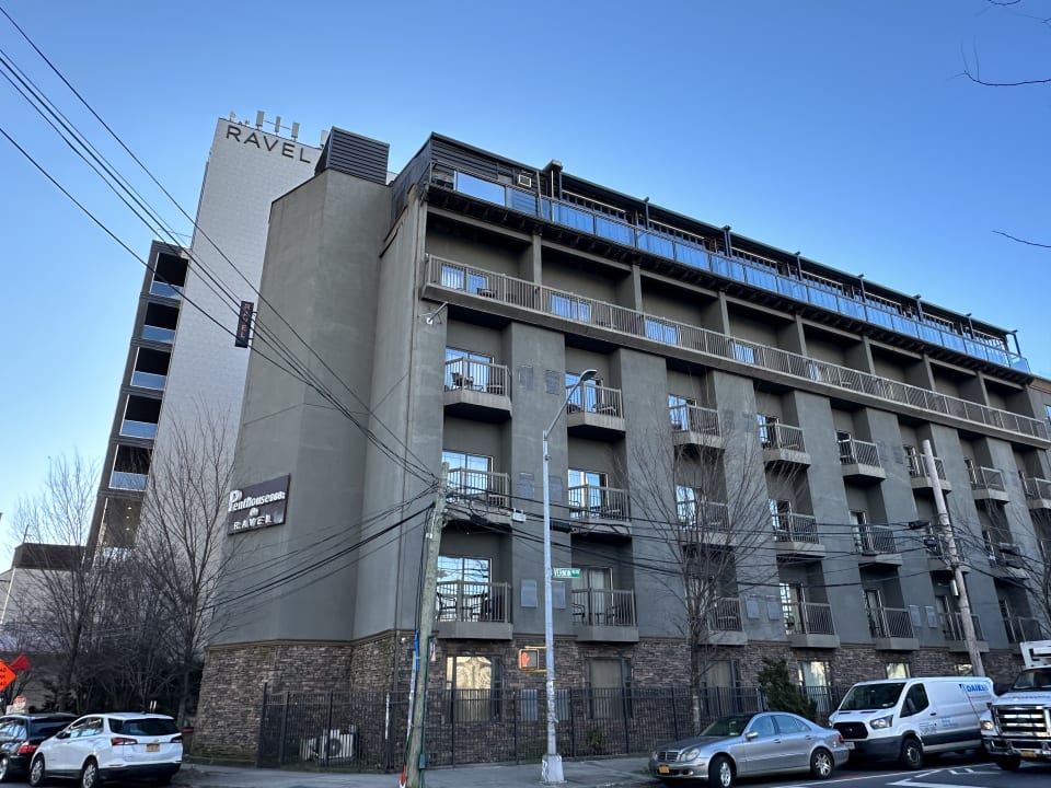 Außenansicht Ravel Hotel