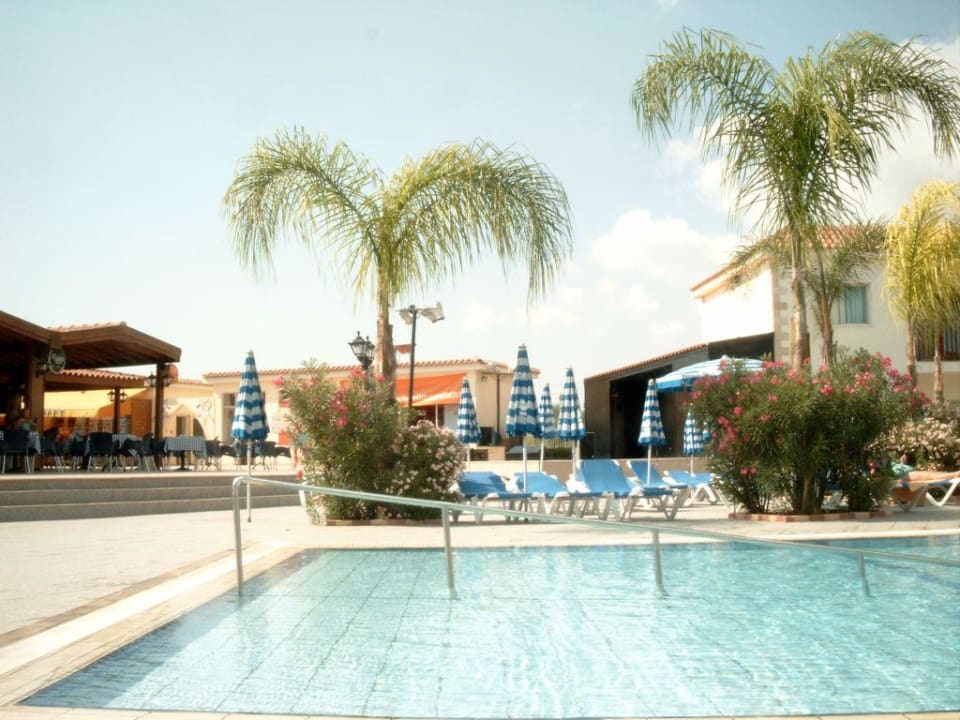 Aussenanlage Hotel Tsokkos Paradise Village