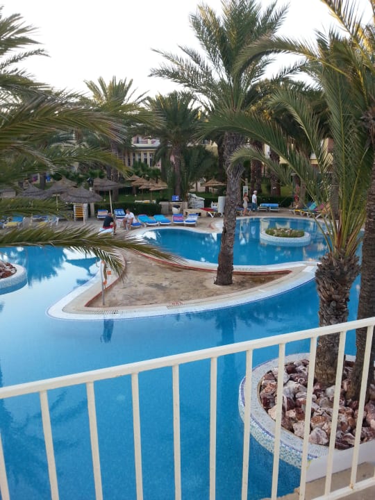 Blick auf den Pool Houda Golf & Beach Club