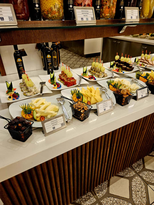 Gastro Jacaranda Luxury Resort