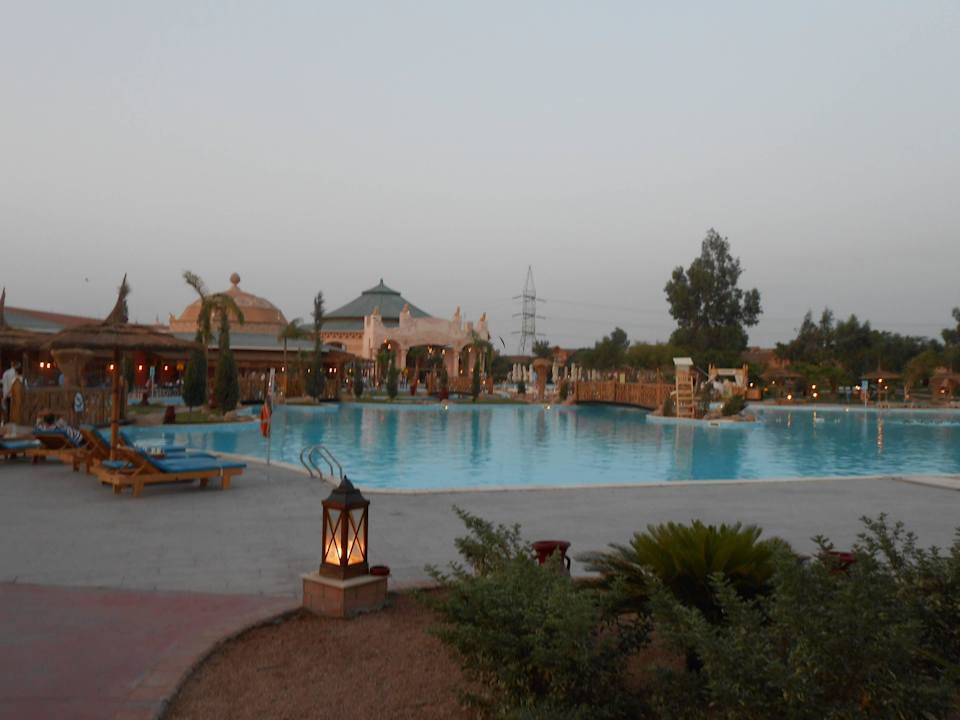 Lobby und Restaurant Pickalbatros Jungle Aqua Park Resort - Neverland Hurghada