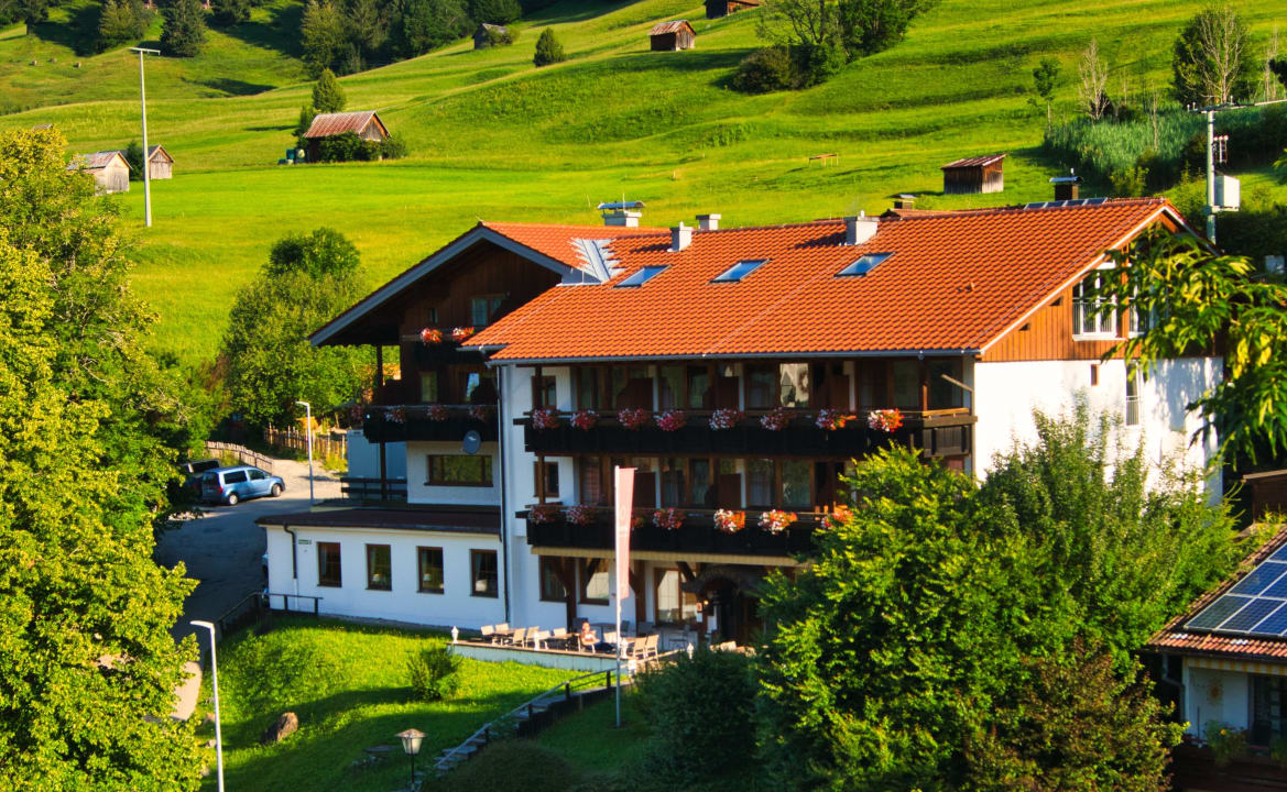 Außenansicht Alpenhotel Sonneck