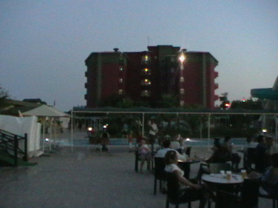 Hotel vom Pool aus gesehen Aydinbey Gold Dreams