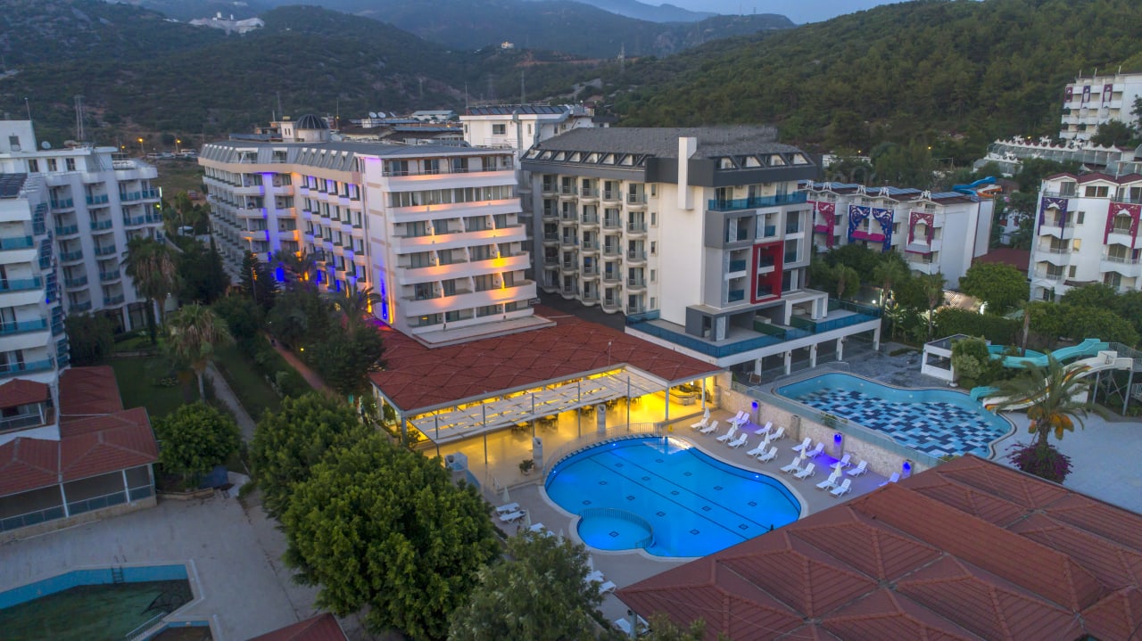 Außenansicht Club Hotel Mirabell