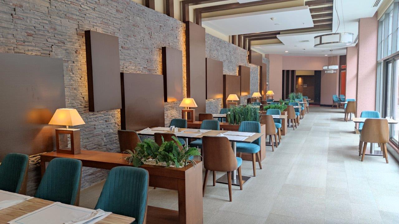 Gastro Limak Lara Deluxe Hotel & Resort