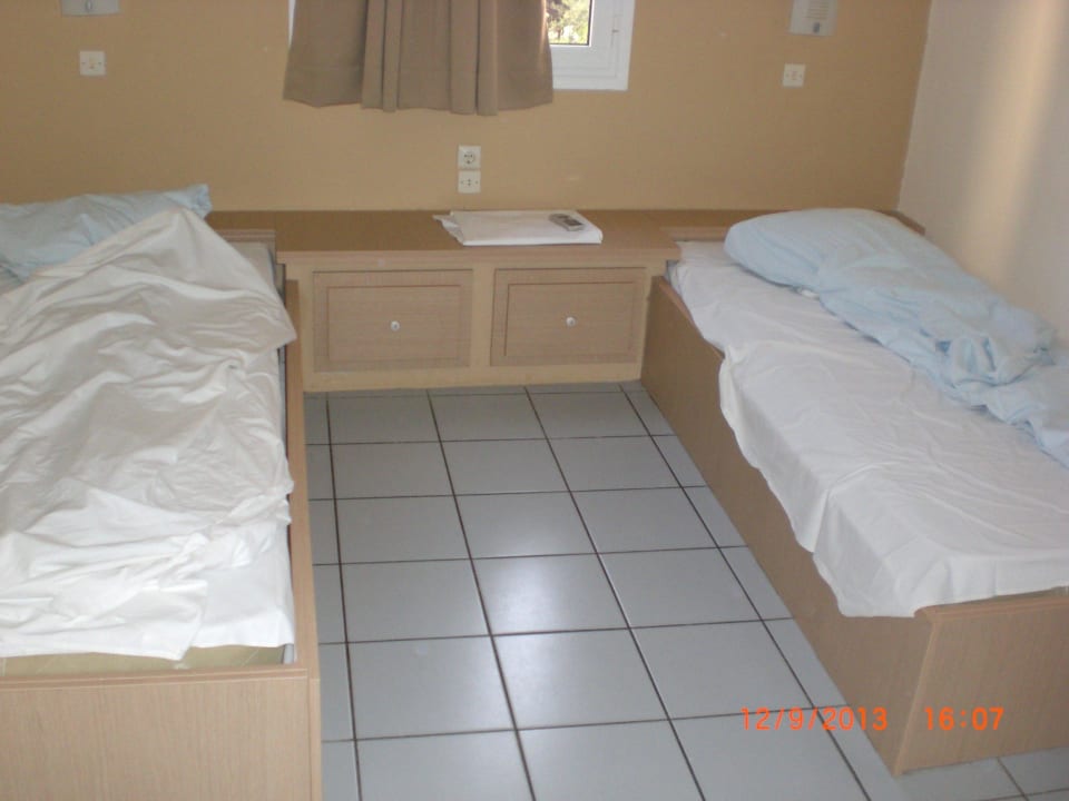 Doppelbett  Eurohotel Katrin Hotel & Bungalows