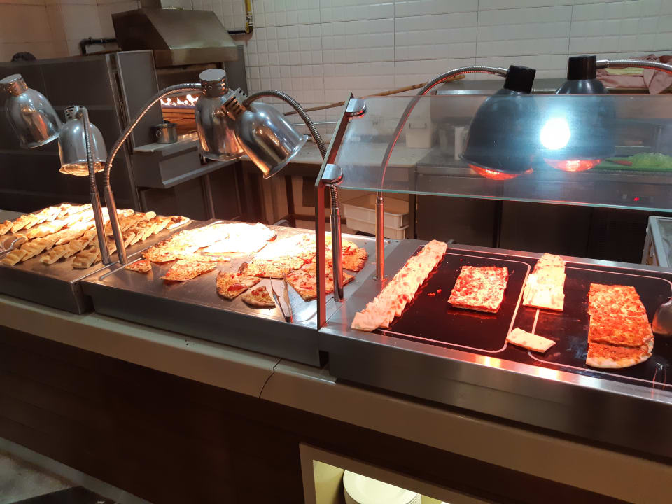 Gastro Saturn Palace Resort Hotel