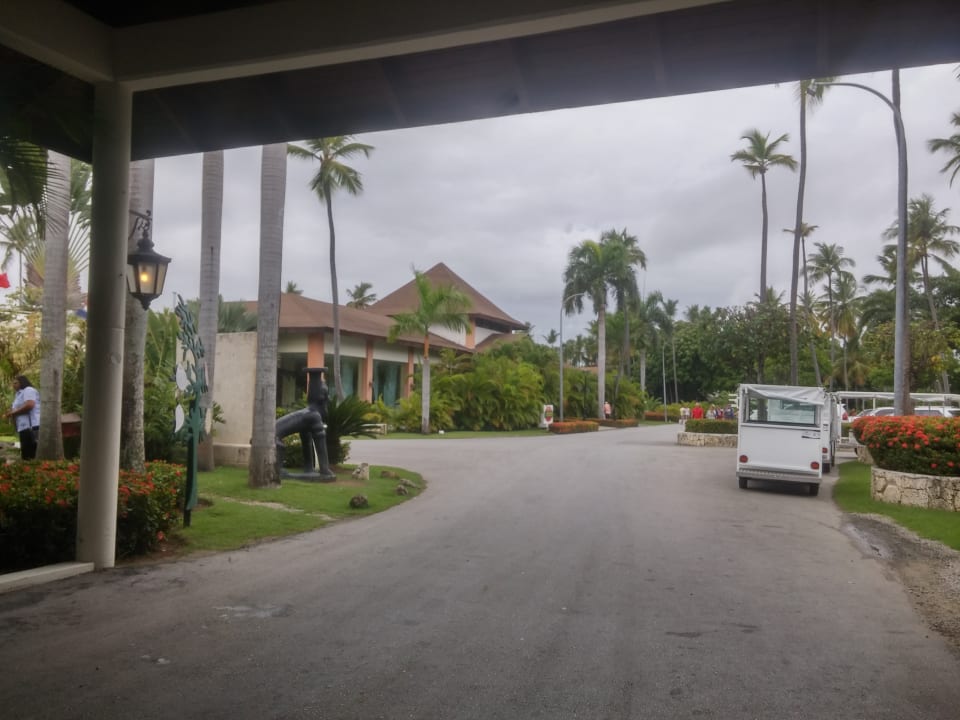 Außenansicht Hotel Grand Palladium Palace Resort, Spa & Casino