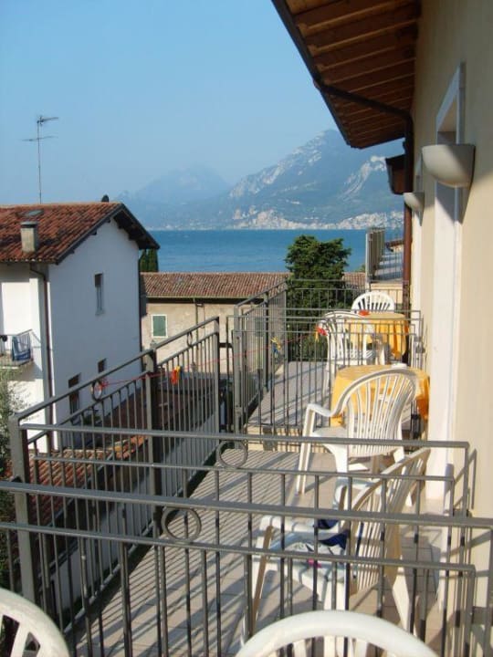 seitlicher Blick vom Balkon Villa Isabella Hotel & Residence