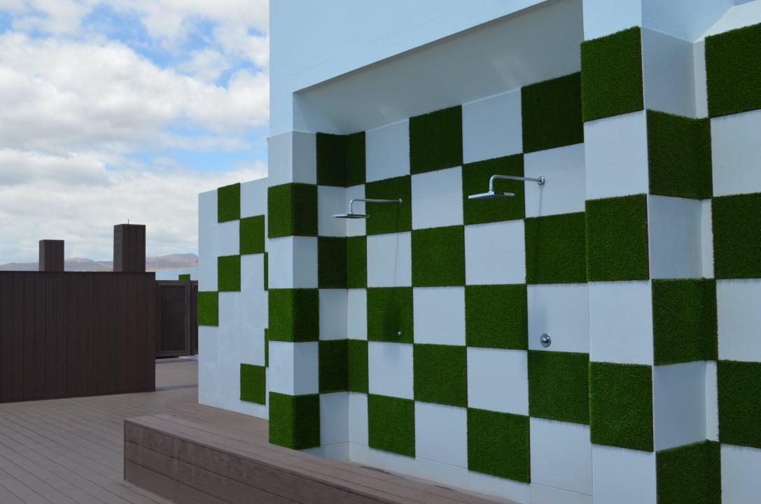 Duschen & WC auf der Dachterrasse  Hotel Caserio