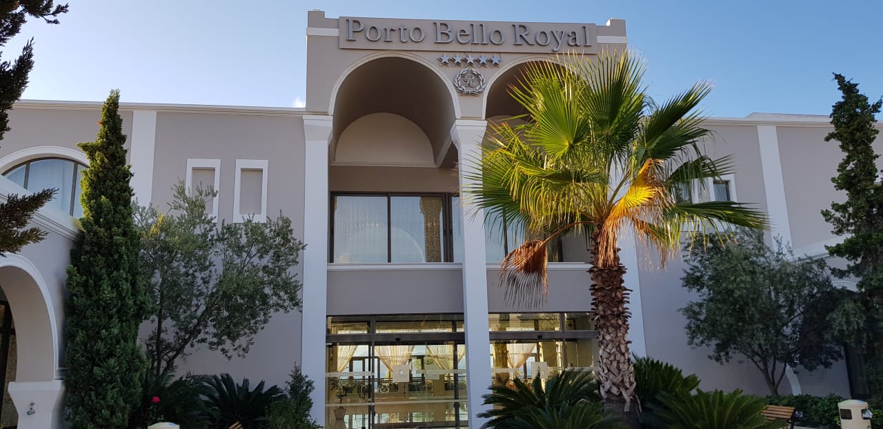 Außenansicht Porto Bello Royal