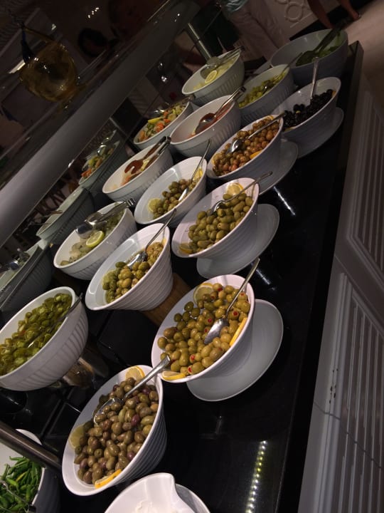 Die besten Oliven Well Palace Side