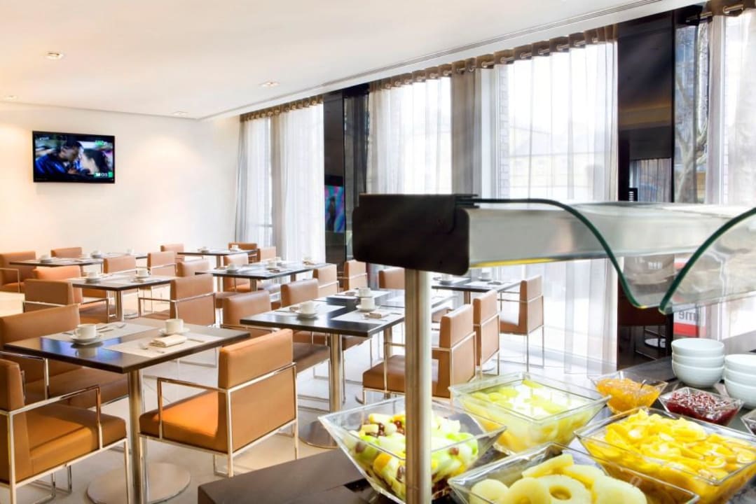 Breakfast buffet Hotel H10 London Waterloo